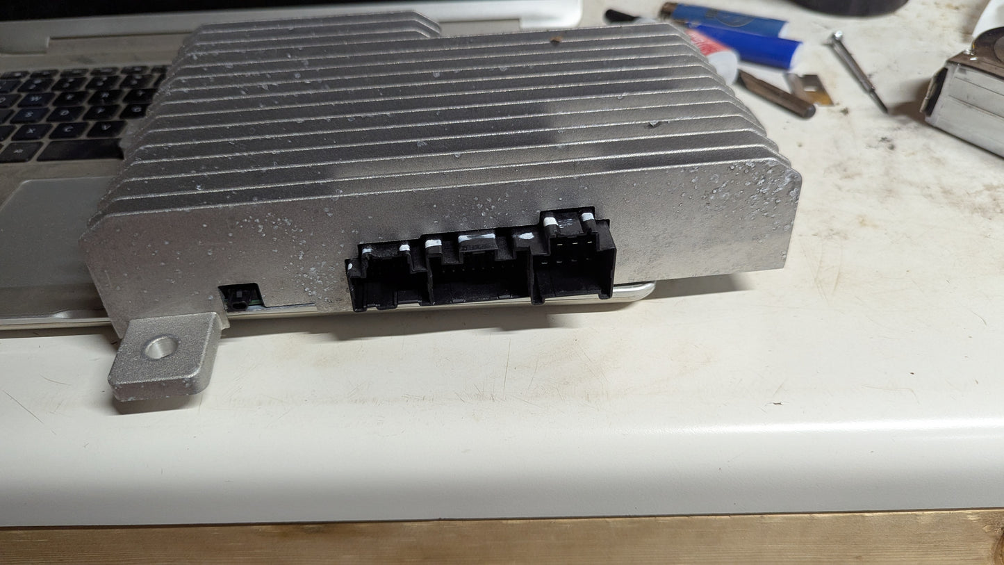 2023 Fisker Ocean 500 Watt OEM Radio Amplifier Amp (FM2970300083F)