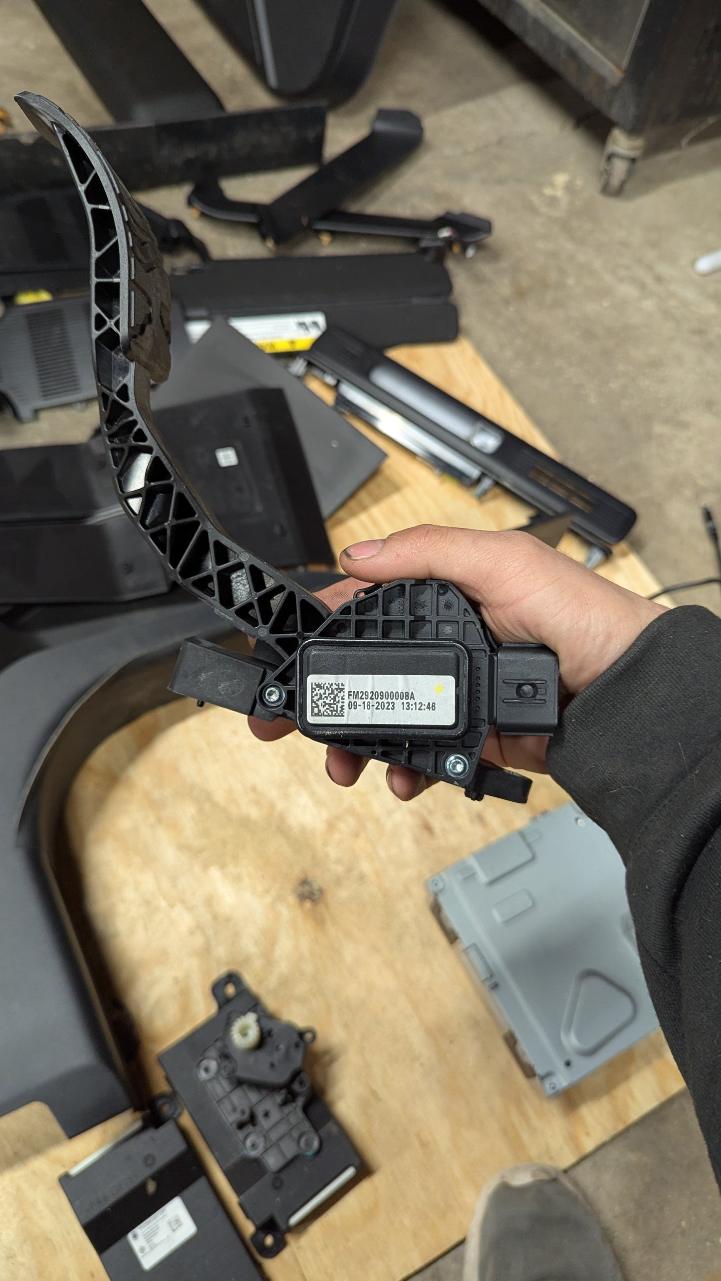 2023 Fisker Ocean Acceleration Throttle Pedal OEM