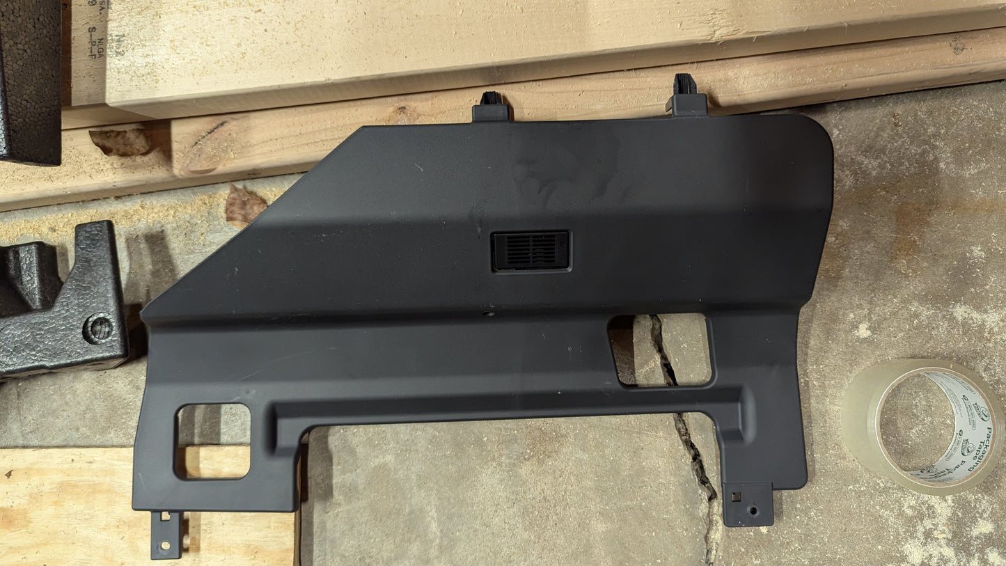 IP Passenger Hush Panel LHD FM2940100072B