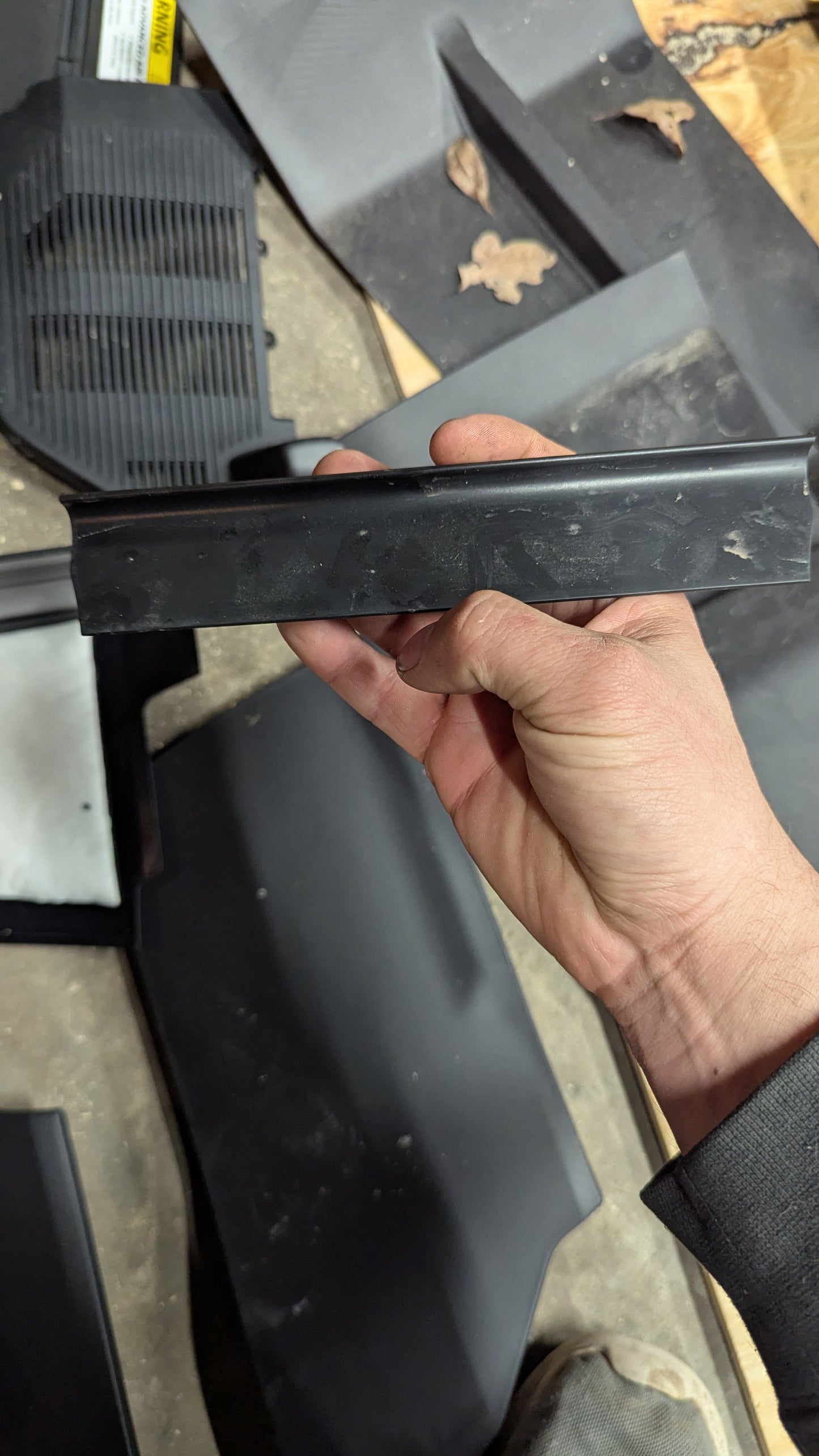 Console Front Screw Cover FM2940100400B