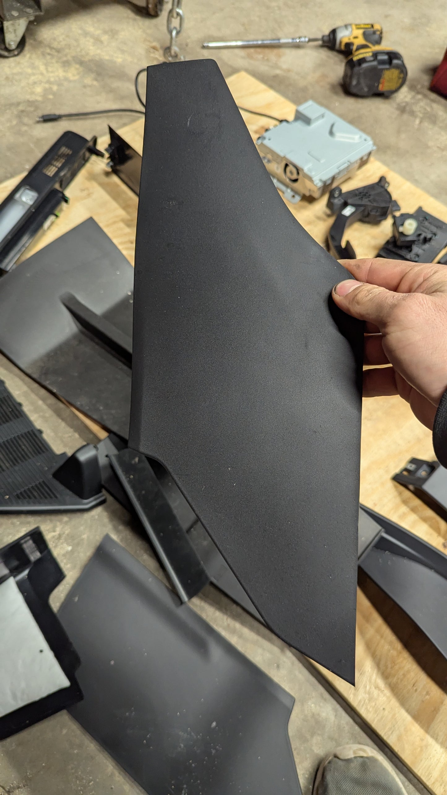 Front Right Center Console Trim Cover Panel FM2940100160