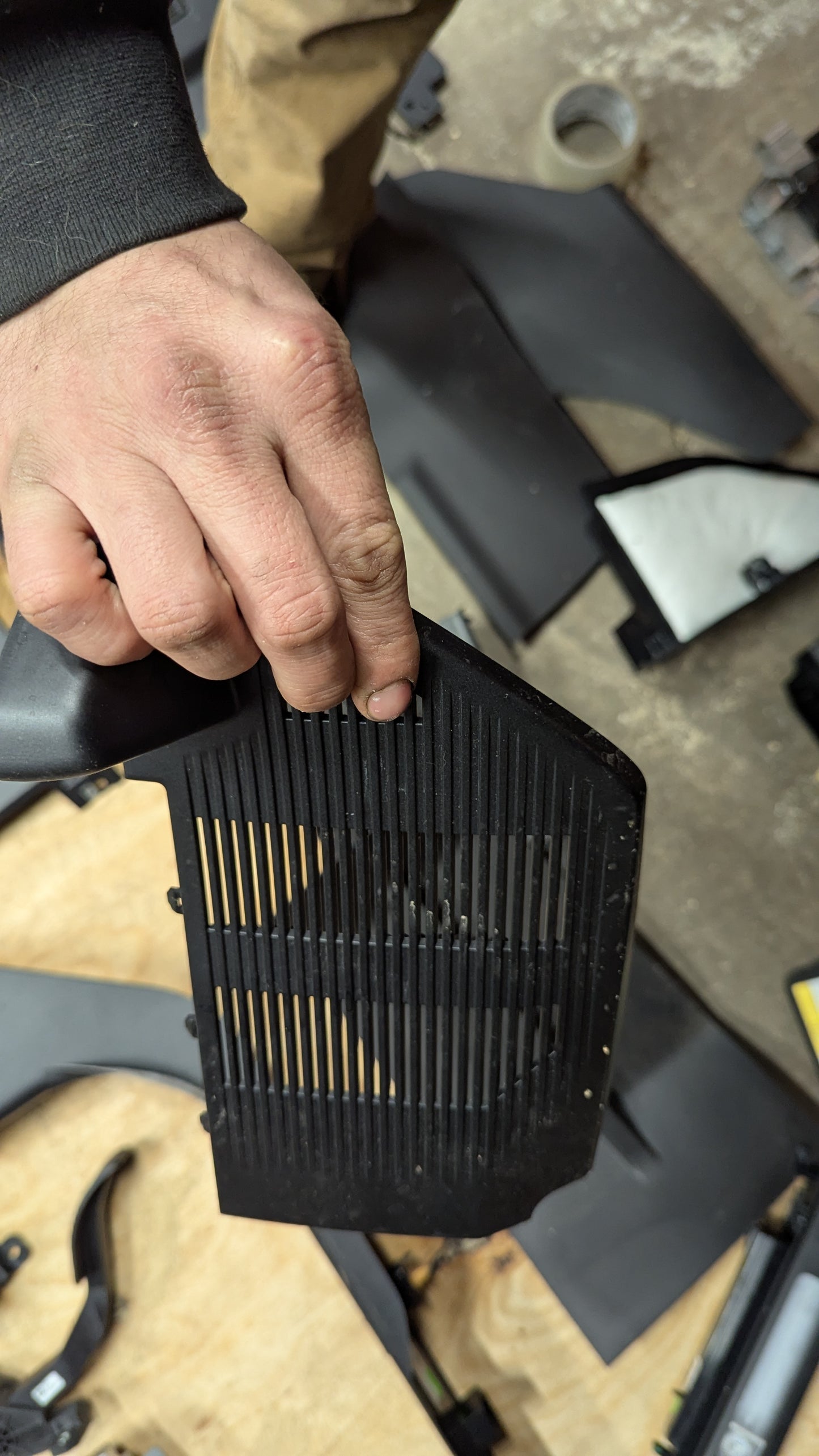 Front Overhead Console Roof Trim (both halves) FM2960100161 FM2960100160