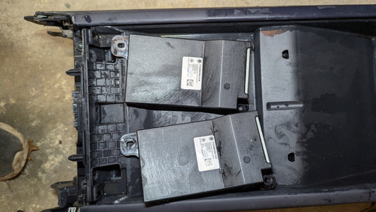 2023 Fisker Ocean  OEM Control Module FM2980360120F-1