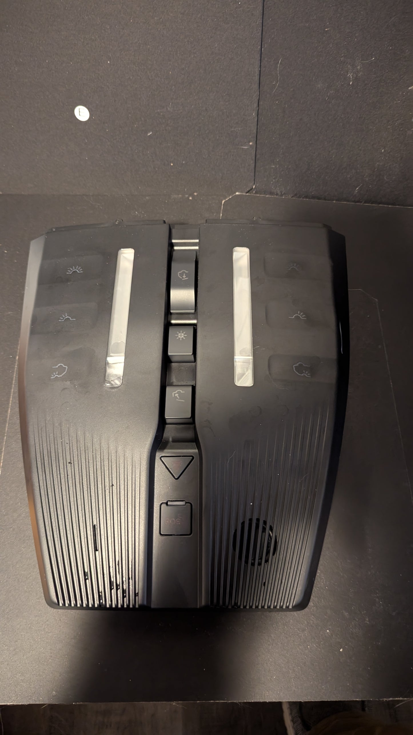 2023 Fisker Ocean  Overhead Roof Console FM2970260042H000
