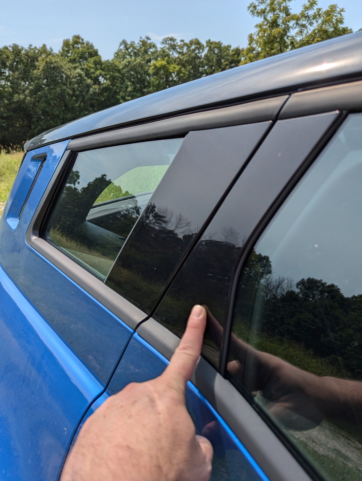 2023 Fisker Ocean Front Right RH Exterior Window Trim Panel 1 piece only