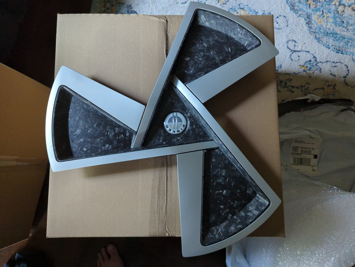 2023 Fisker Ocean F3a Slip Stream 22" Wheel Cover ONLY