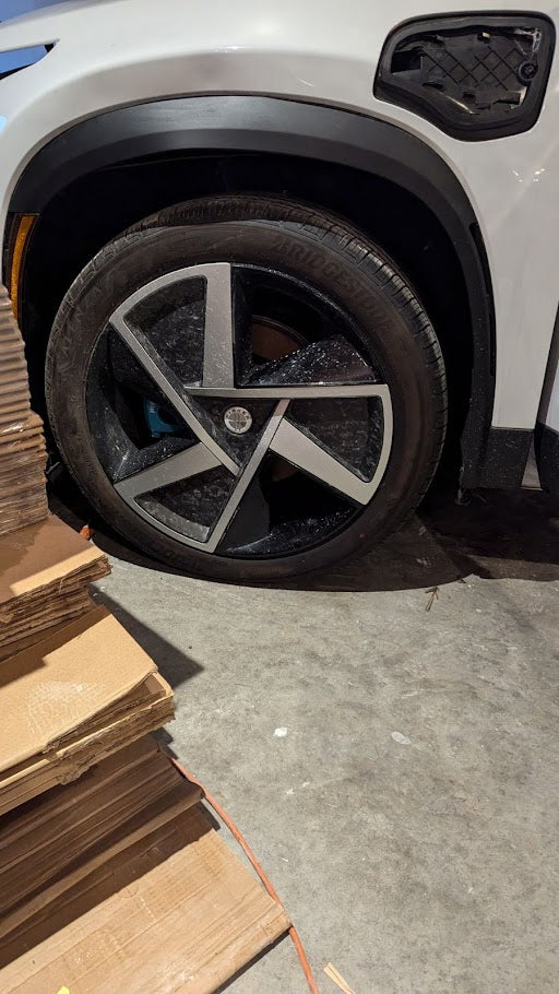 2023 Fisker Ocean F3a Slip Stream 22" Wheel Cover ONLY